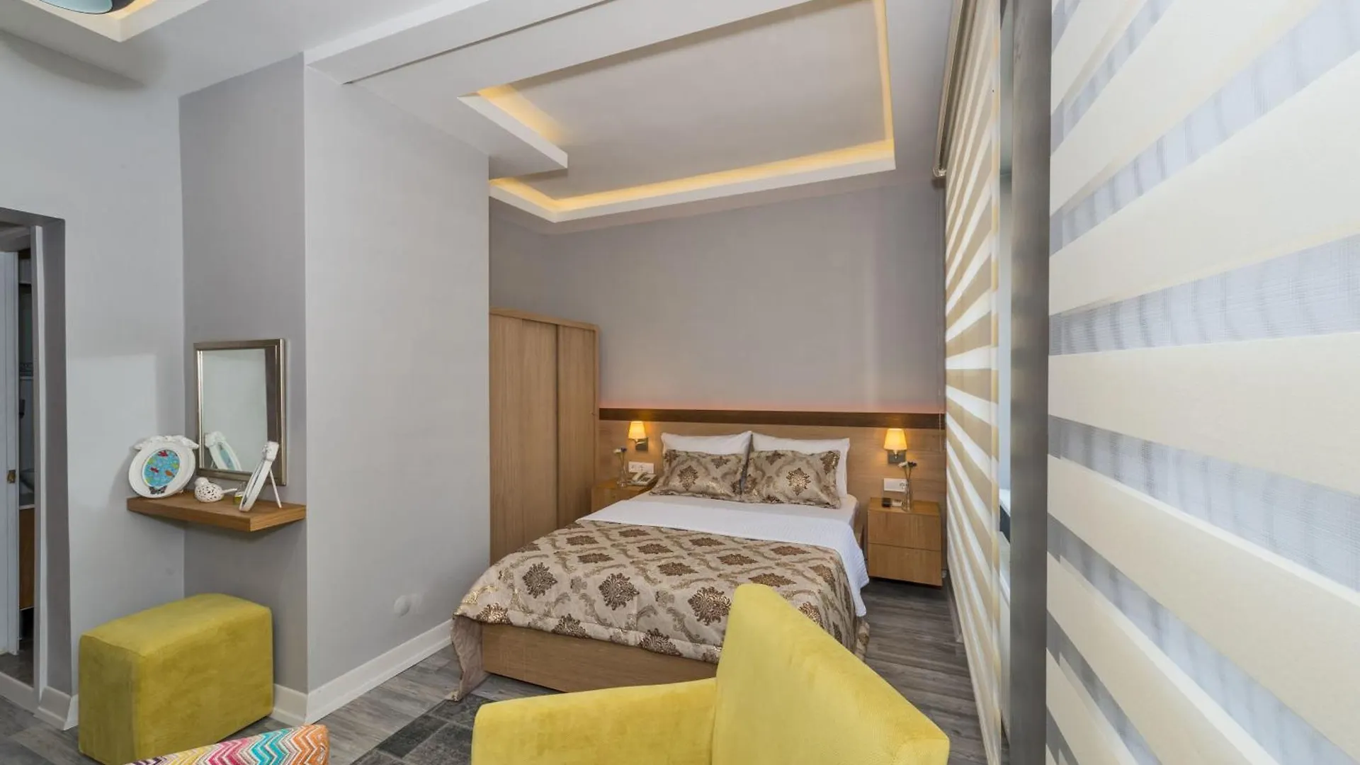 Cirrus Suites Tomtom Istanbul Turkey