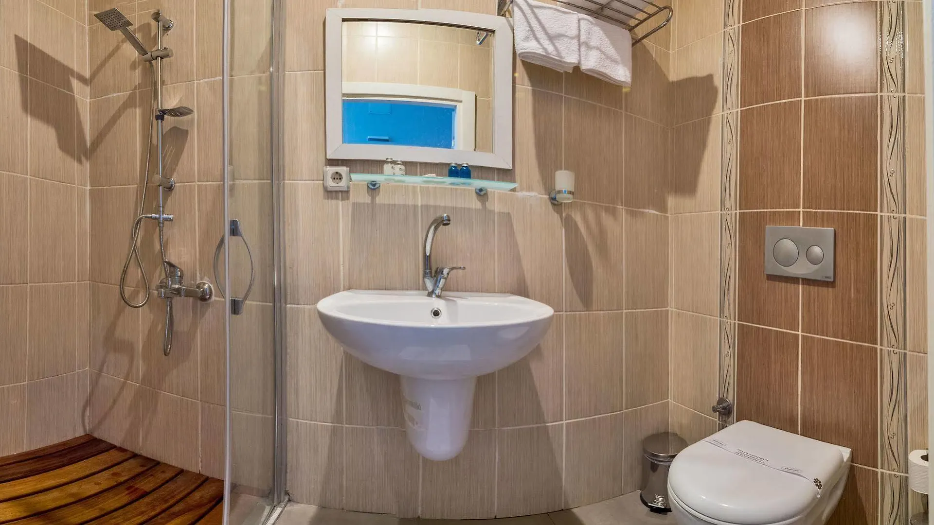 Cirrus Suites Tomtom Istanbul Turkey