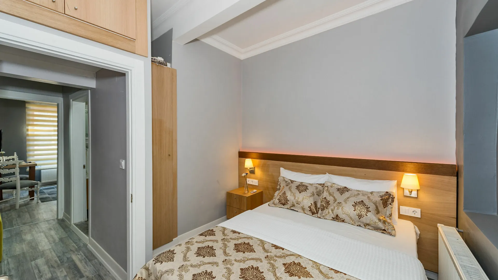 Cirrus Suites Tomtom Istanbul Turkey