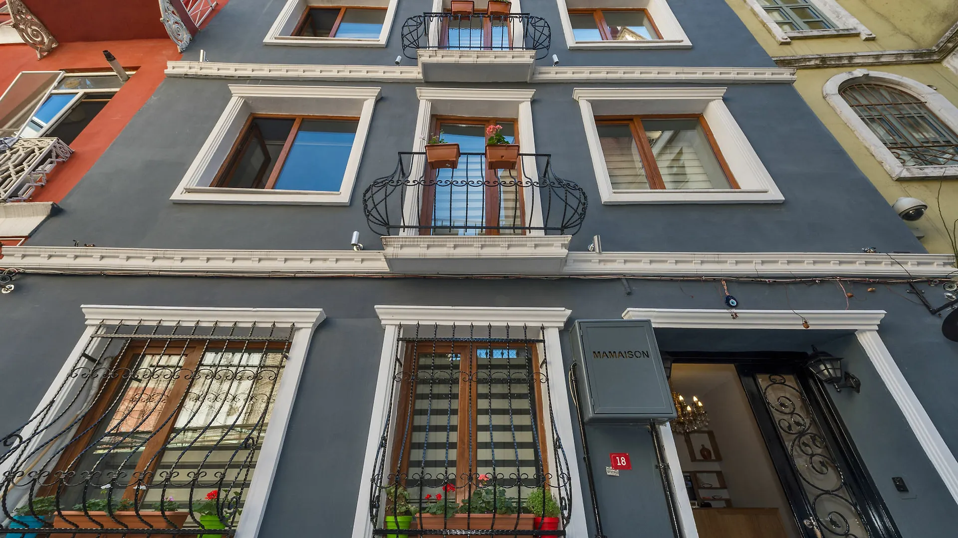 Cirrus Suites Tomtom Istanbul