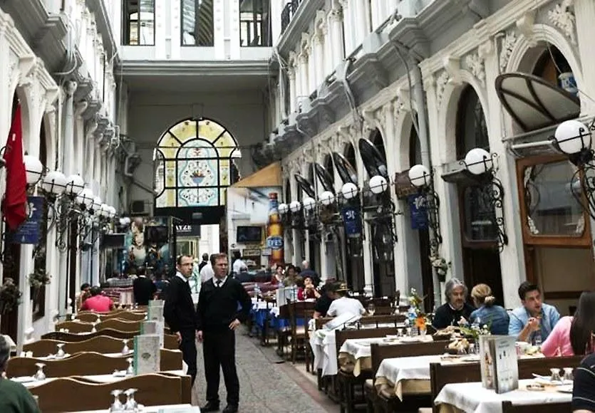 Cirrus Suites Tomtom Istanbul Hotel