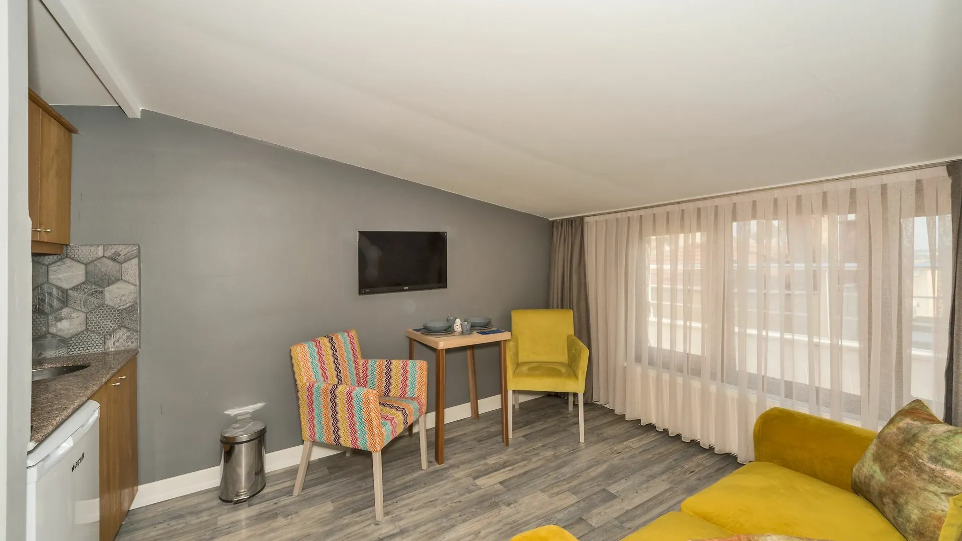 Cirrus Suites Tomtom Istanbul Hotel