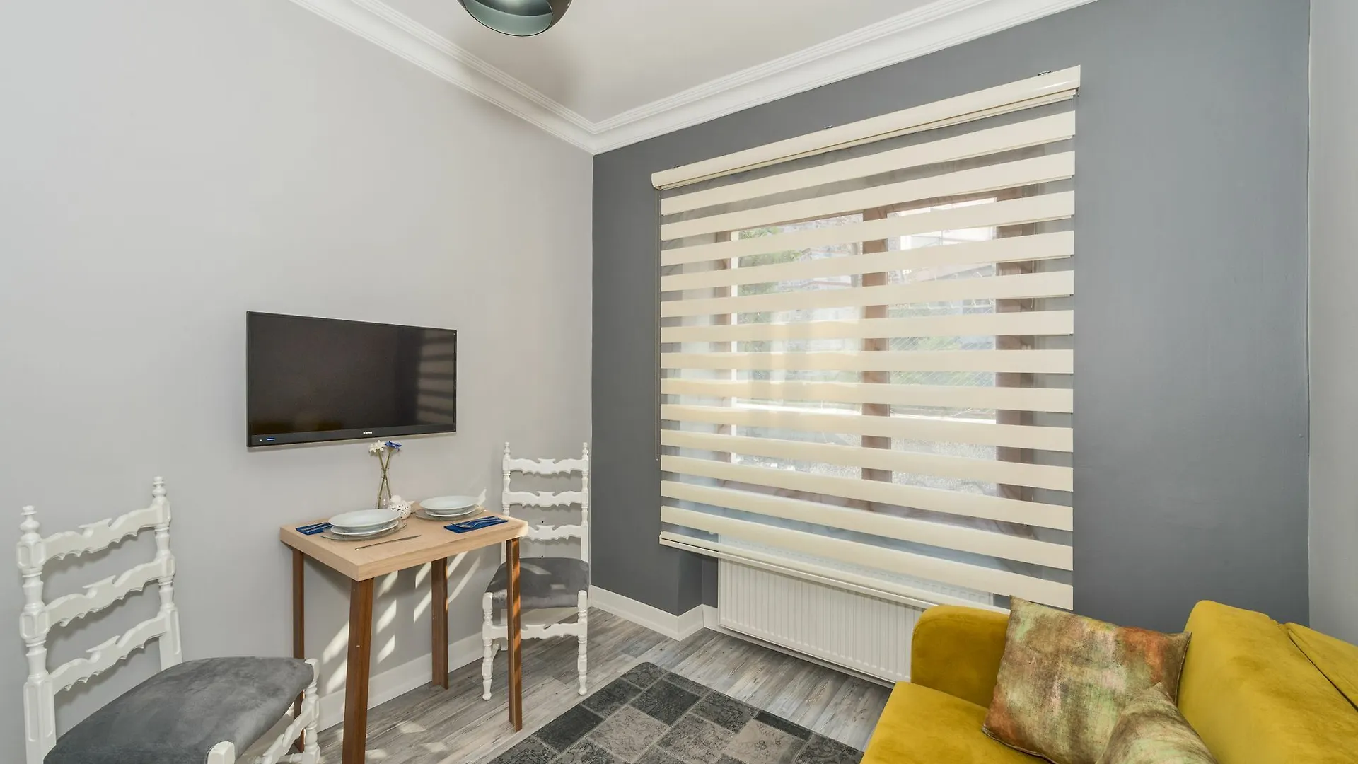Cirrus Suites Tomtom Istanbul 2*,